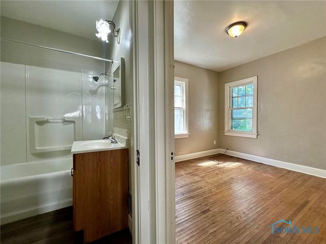2019 Kensington Road, Toledo, OH 43607