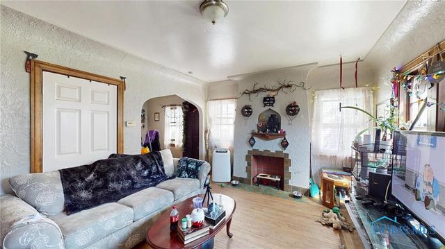 2019 Kensington Road, Toledo, OH 43607