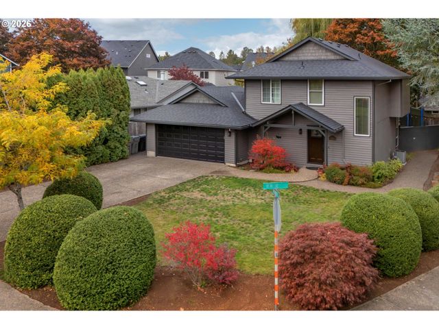 8653 Sw HAMLET St, Tigard, OR 97224