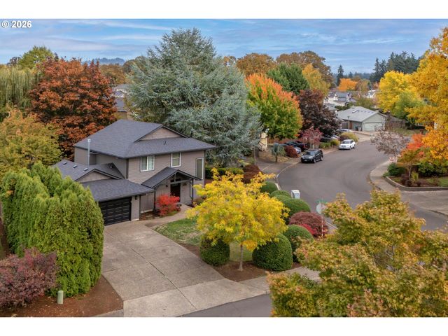 8653 Sw HAMLET St, Tigard, OR 97224