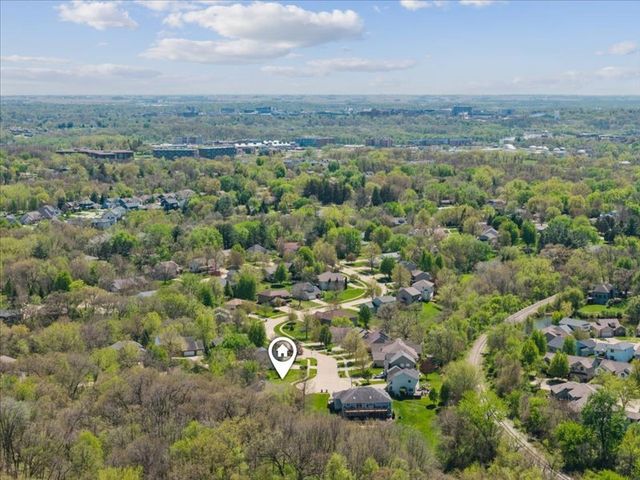 1819 Timber Hills Drive, Coralville, IA 52241