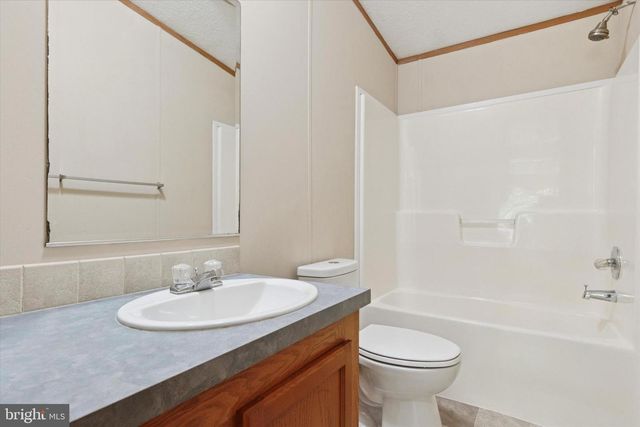 950 SUGARS BRIDGE RD, West Chester, PA 19380