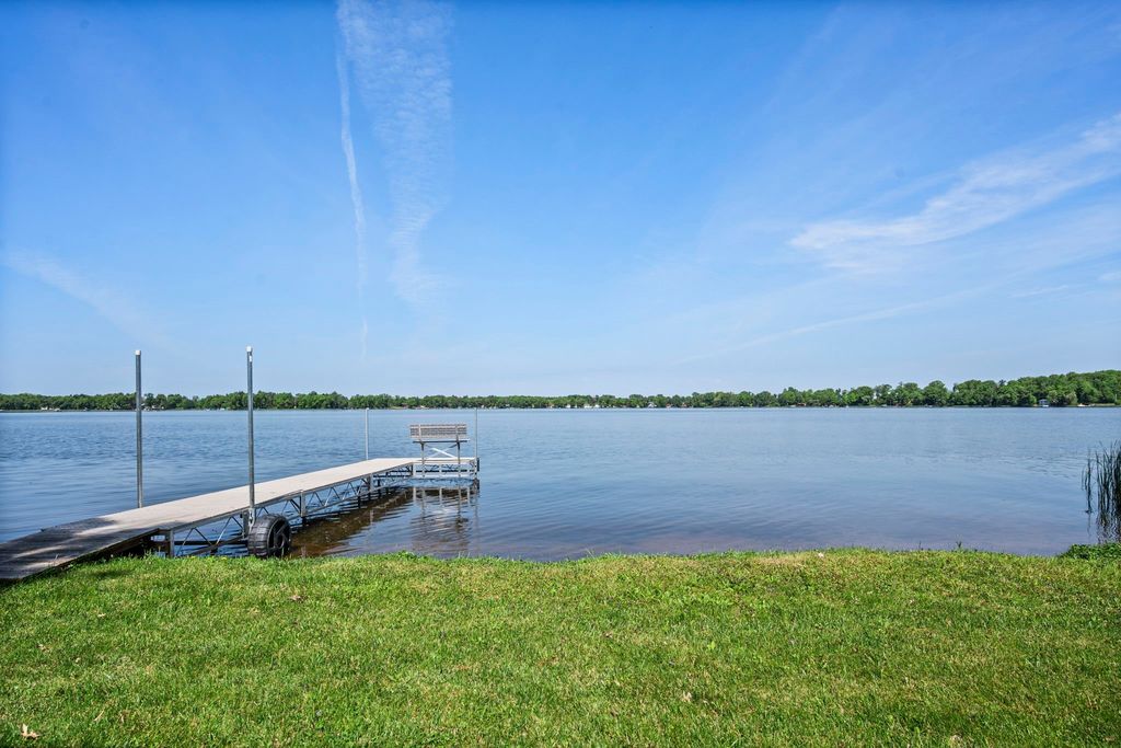 Image 5 of property listing at 777 US Highway 63, Clayton, WI 54004
