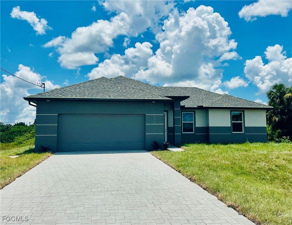 922 Grant BLVD, Lehigh Acres, FL 33974