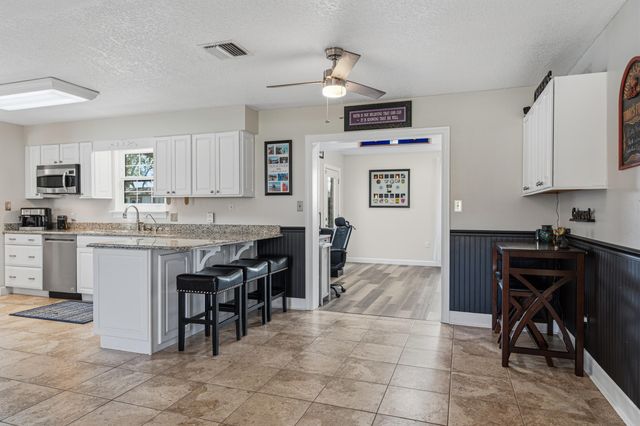 21 Neptune Drive, Mary Esther, FL 32569