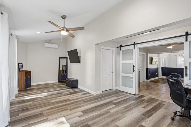 21 Neptune Drive, Mary Esther, FL 32569