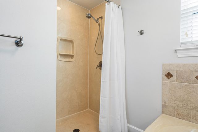 21 Neptune Drive, Mary Esther, FL 32569