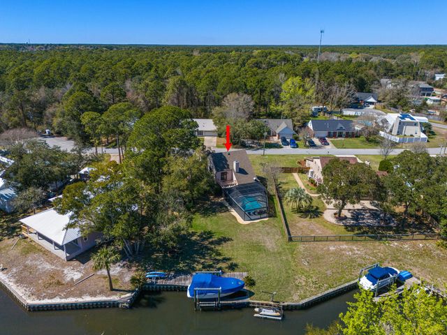 21 Neptune Drive, Mary Esther, FL 32569