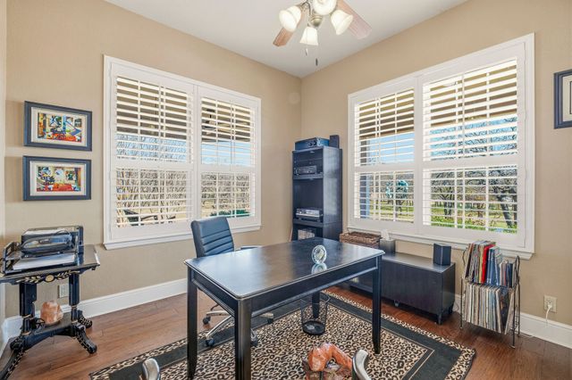 1218 Meander Road, Granbury, TX 76049