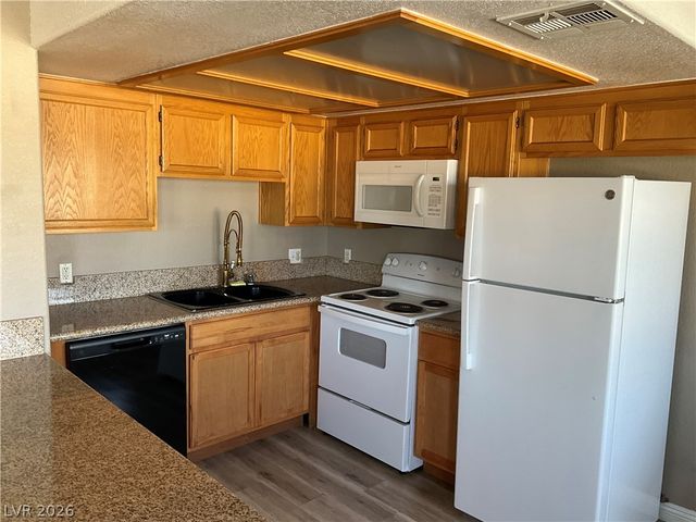8410 Eldora Avenue 2041, Las Vegas, NV 89117