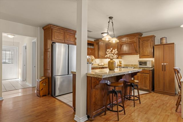 720 E High Street, Grand Saline, TX 75140