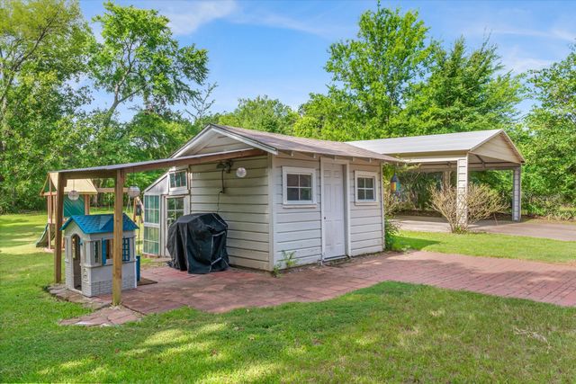 720 E High Street, Grand Saline, TX 75140