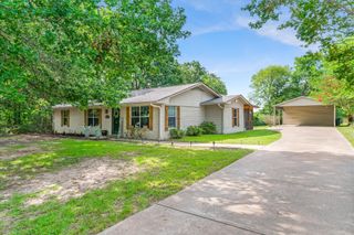 720 E High Street, Grand Saline, TX 75140