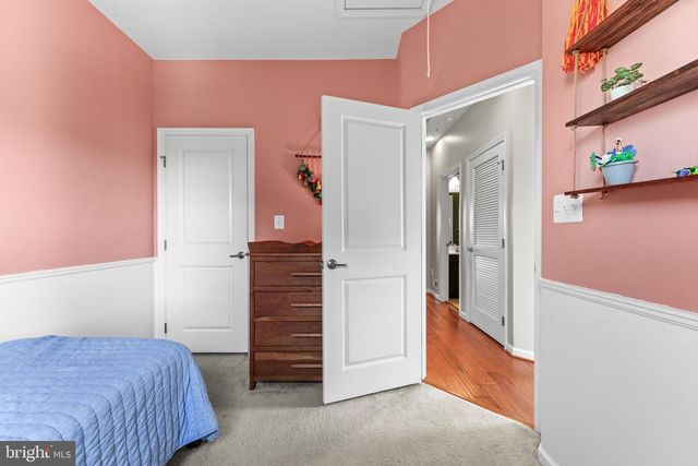 4648 HUDSON ST, Baltimore, MD 21224