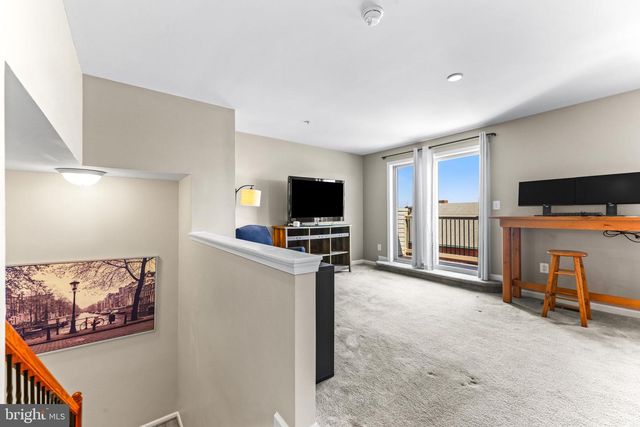 4648 HUDSON ST, Baltimore, MD 21224