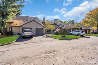 23 Ashford Drive, Plainsboro, NJ 08536