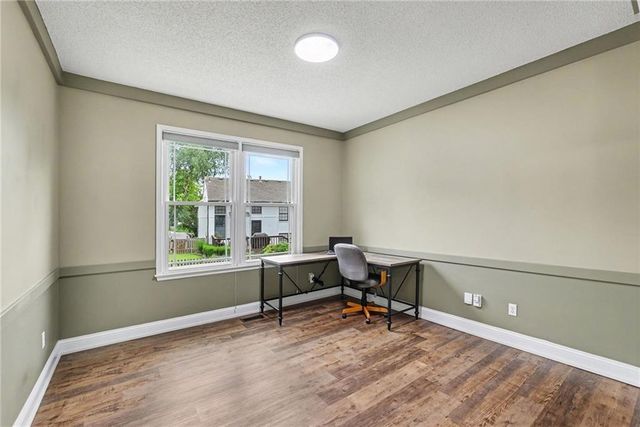 15231 Hemlock Street, Overland Park, KS 66223