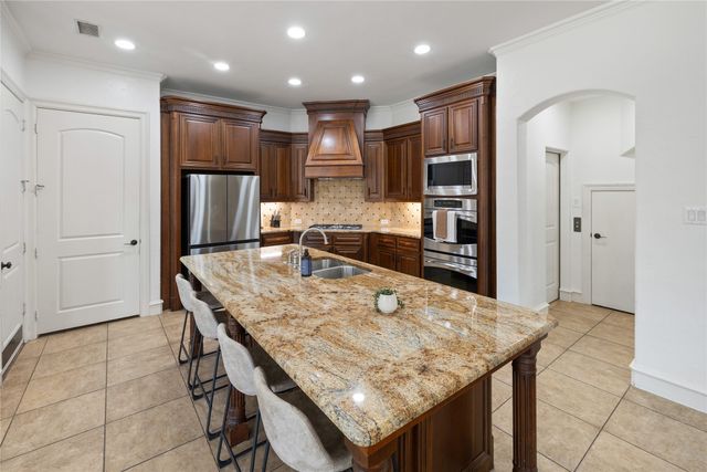 11292 Berkeley Hall Lane, Frisco, TX 75033