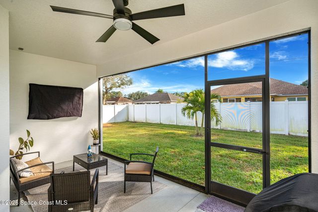 1154 Captiva Island Circle SW, Palm Bay, FL 32908