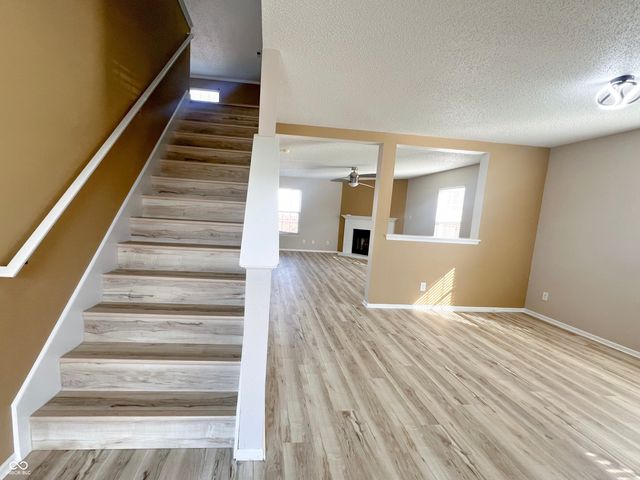 14243 Holly Berry Circle, Fishers, IN 46038