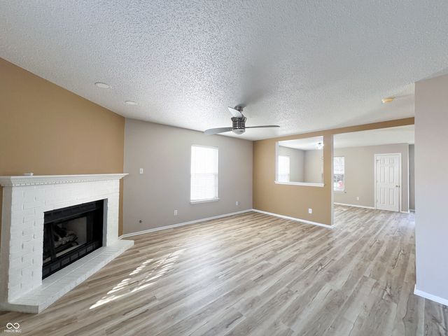 14243 Holly Berry Circle, Fishers, IN 46038