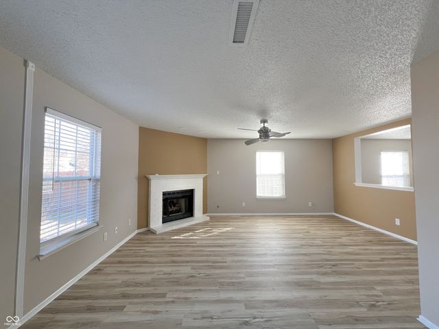 14243 Holly Berry Circle, Fishers, IN 46038