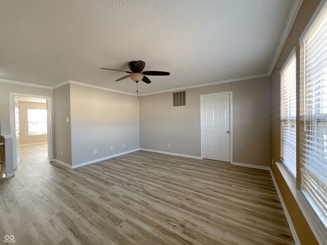 14243 Holly Berry Circle, Fishers, IN 46038