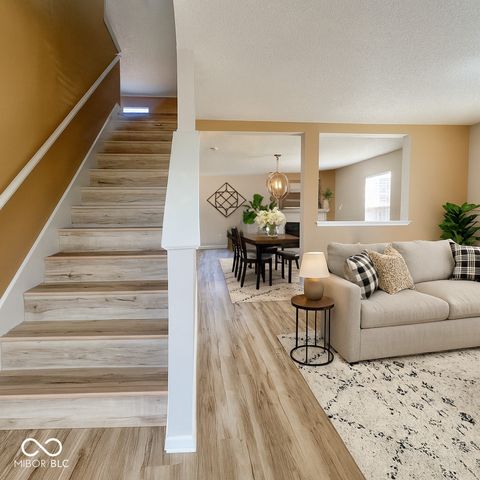 14243 Holly Berry Circle, Fishers, IN 46038