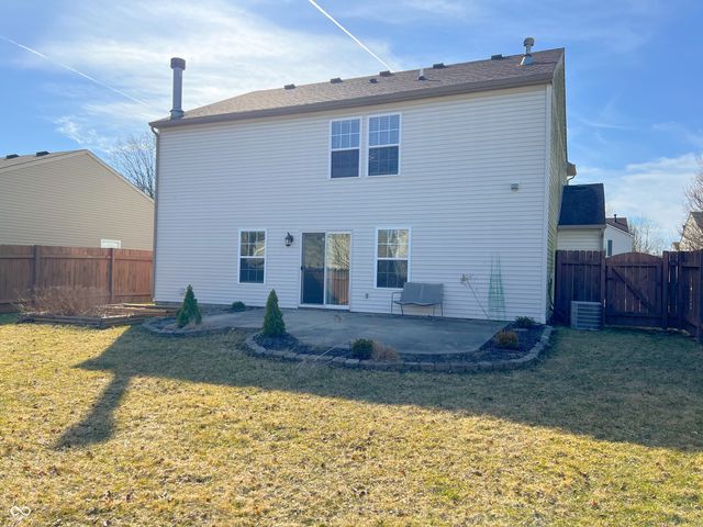 14243 Holly Berry Circle, Fishers, IN 46038