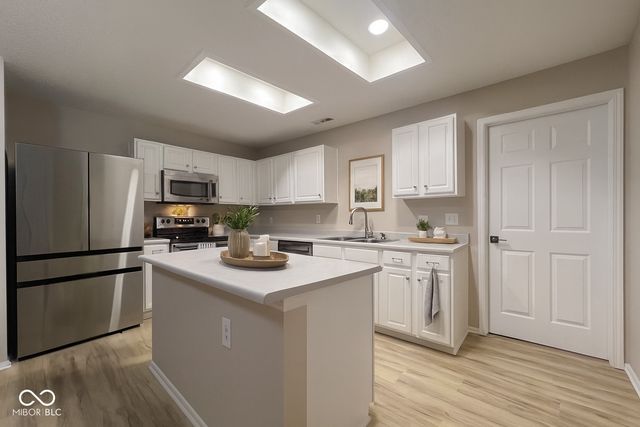 14243 Holly Berry Circle, Fishers, IN 46038