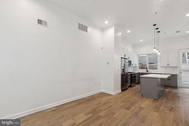 2219 N HOPE ST, Philadelphia, PA 19133