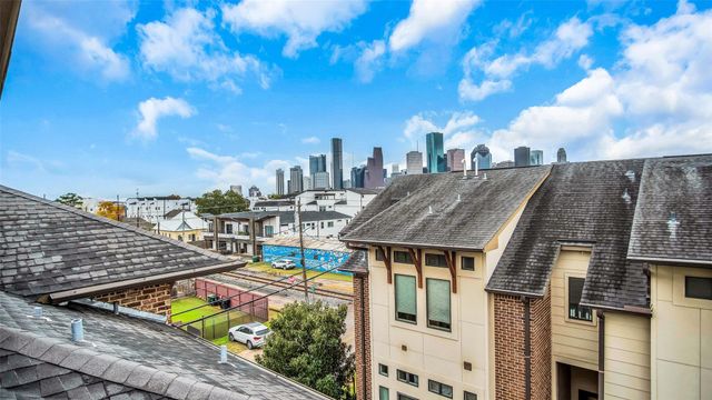 1611 Silver Street, Houston, TX 77007