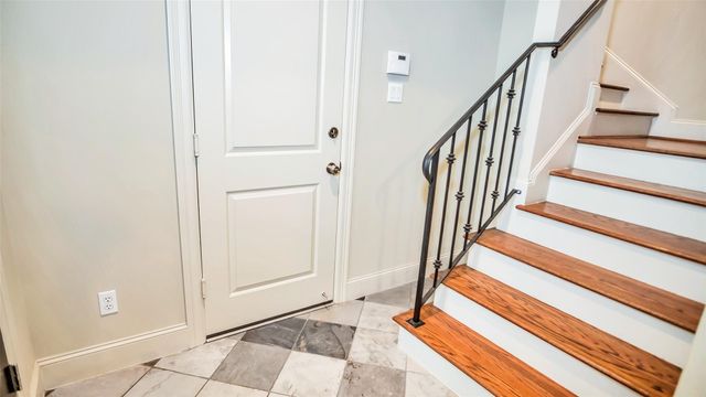 1611 Silver Street, Houston, TX 77007