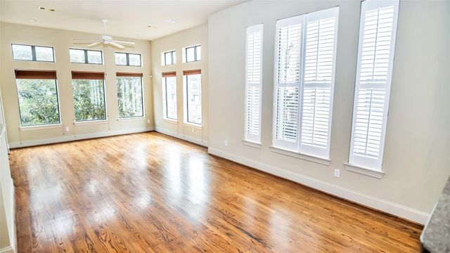 1611 Silver Street, Houston, TX 77007