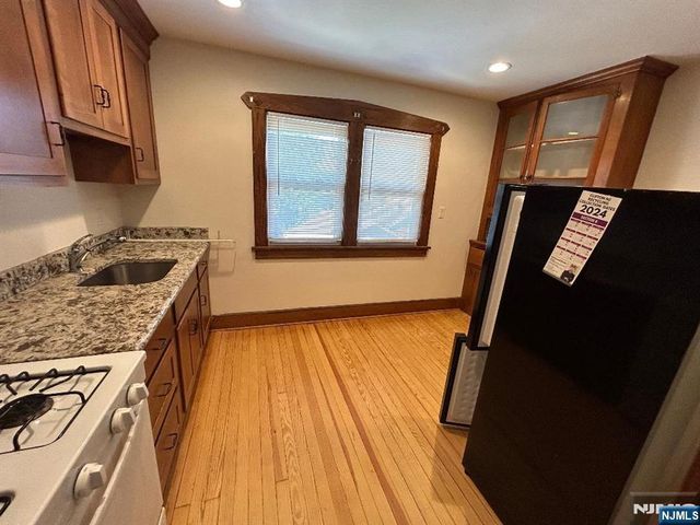 256 7th Street 2, Clifton, NJ 07011