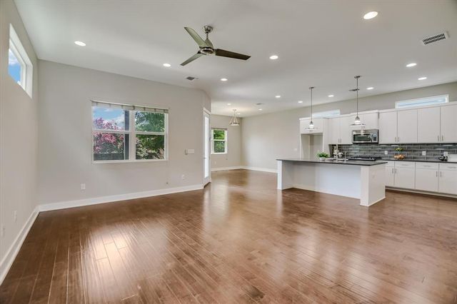 7125 Boyle DR, Austin, TX 78724
