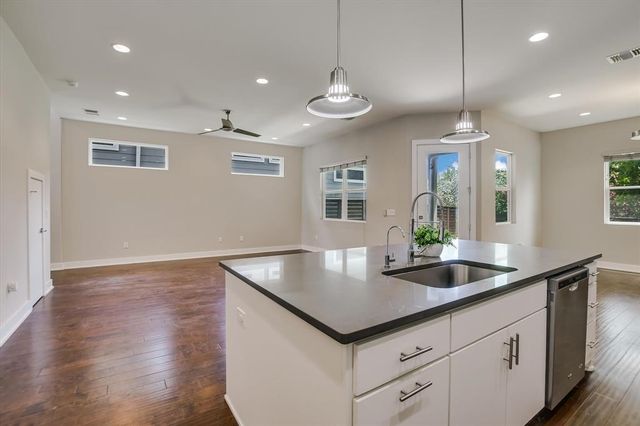 7125 Boyle DR, Austin, TX 78724