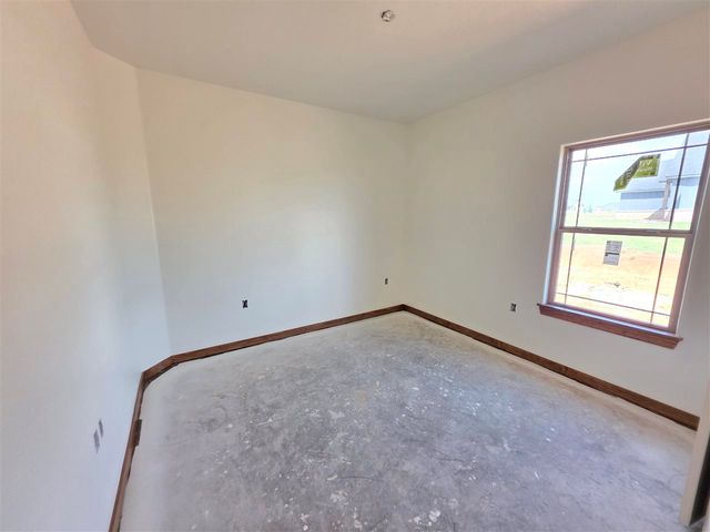 4119 Peak Ln, Elgin, OK 73538