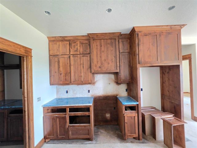 4119 Peak Ln, Elgin, OK 73538