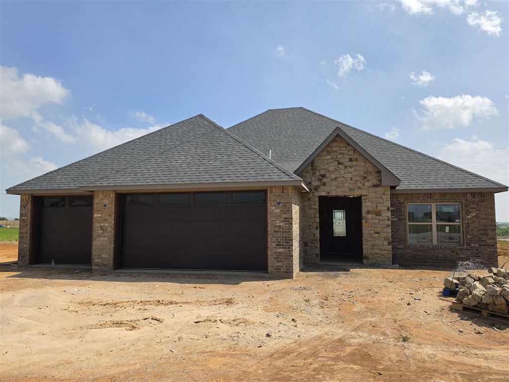 4119 Peak Ln, Elgin, OK 73538