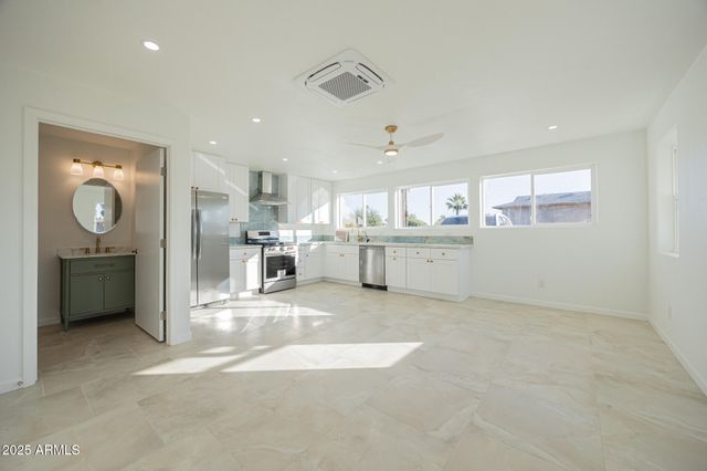 5132 S DORSEY Lane A, Tempe, AZ 85282