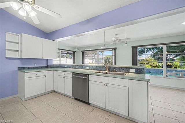 539 W Archer PKWY, Cape Coral, FL 33904