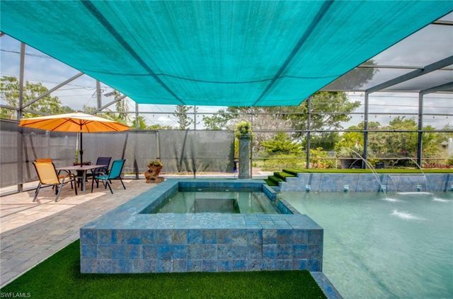 539 W Archer PKWY, Cape Coral, FL 33904