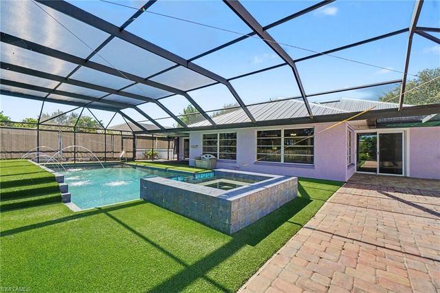 539 W Archer PKWY, Cape Coral, FL 33904