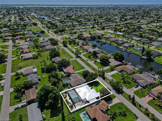 539 W Archer PKWY, Cape Coral, FL 33904