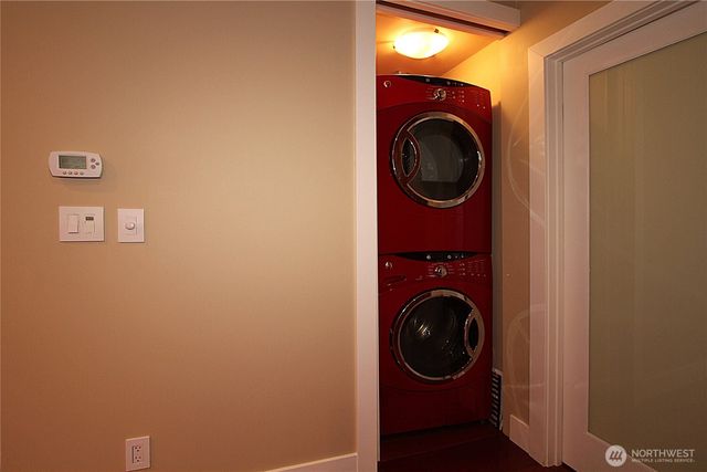 8011 Aurora Avenue N, Seattle, WA 98103