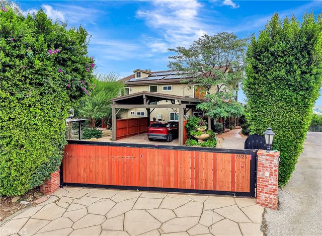 7525 County Line Road, Chatsworth, CA 91311