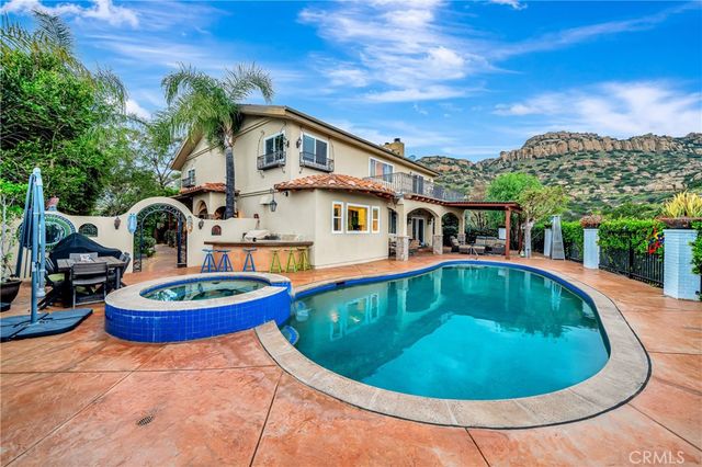 7525 County Line Road, Chatsworth, CA 91311