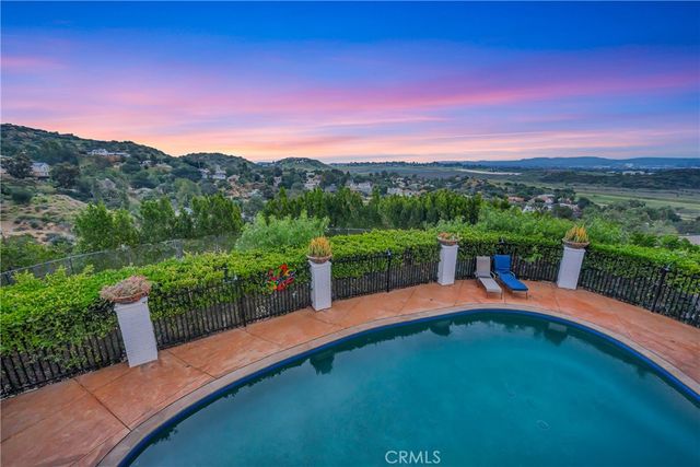 7525 County Line Road, Chatsworth, CA 91311