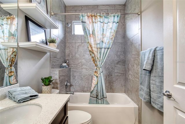 56 THORNHILL CHASE CIRCLE, Ormond Beach, FL 32174